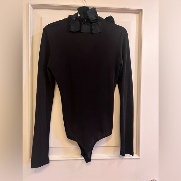 JVM Black Bodysuit Top with Sleek Design - Picture 3 of 4